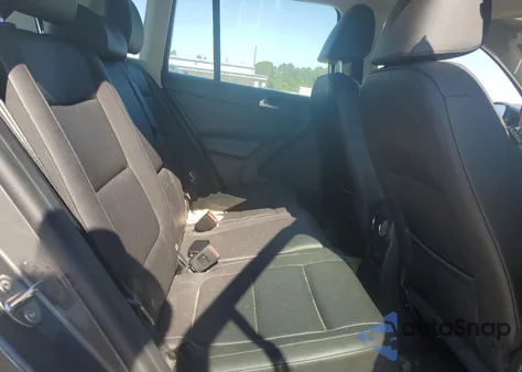 2016 Volkswagen Tiguan S from USA, damaged, VIN WVGAV7AX2GW552886